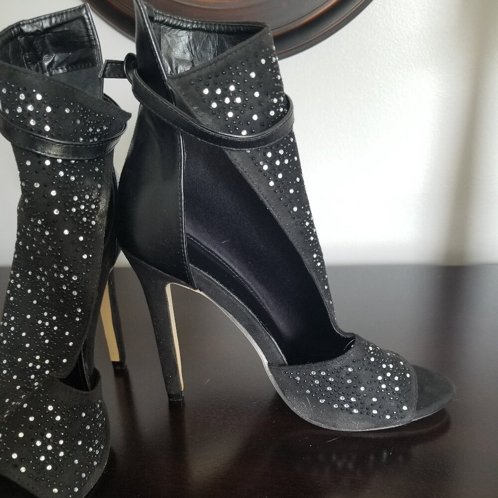 Blingy black ankle boots with open sides size 38 US 7